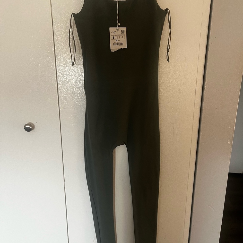Zara Olive Green Sleeveless super soft  Jumpsuit size small